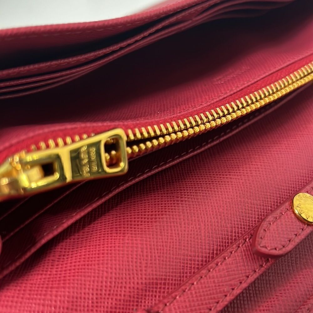 PRADA Saffiano clutch crossbody pink bag - Picture 12 of 16